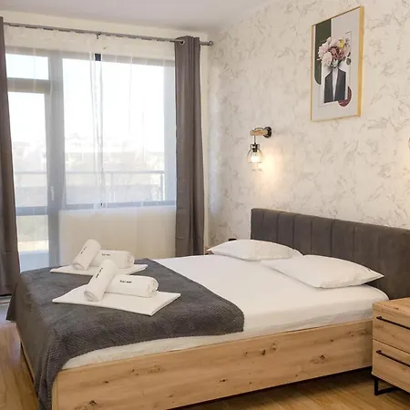 Bright 1-bedroom Flat With Balcony In By Flat Mаnager *