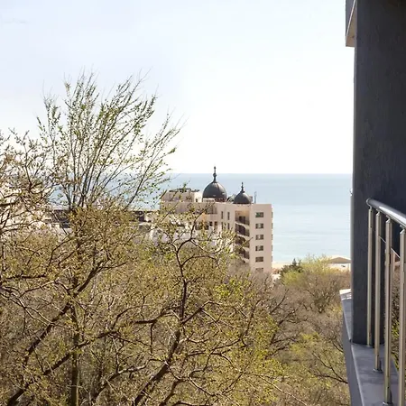 Bright 1-bedroom Flat With Balcony In By Flat Mаnager
